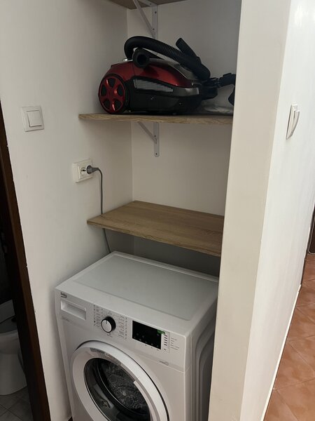 Aviatiei, Capalna, Promenada mall